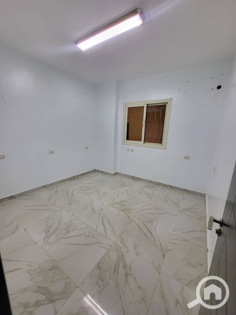 12 1000760660. jpg
