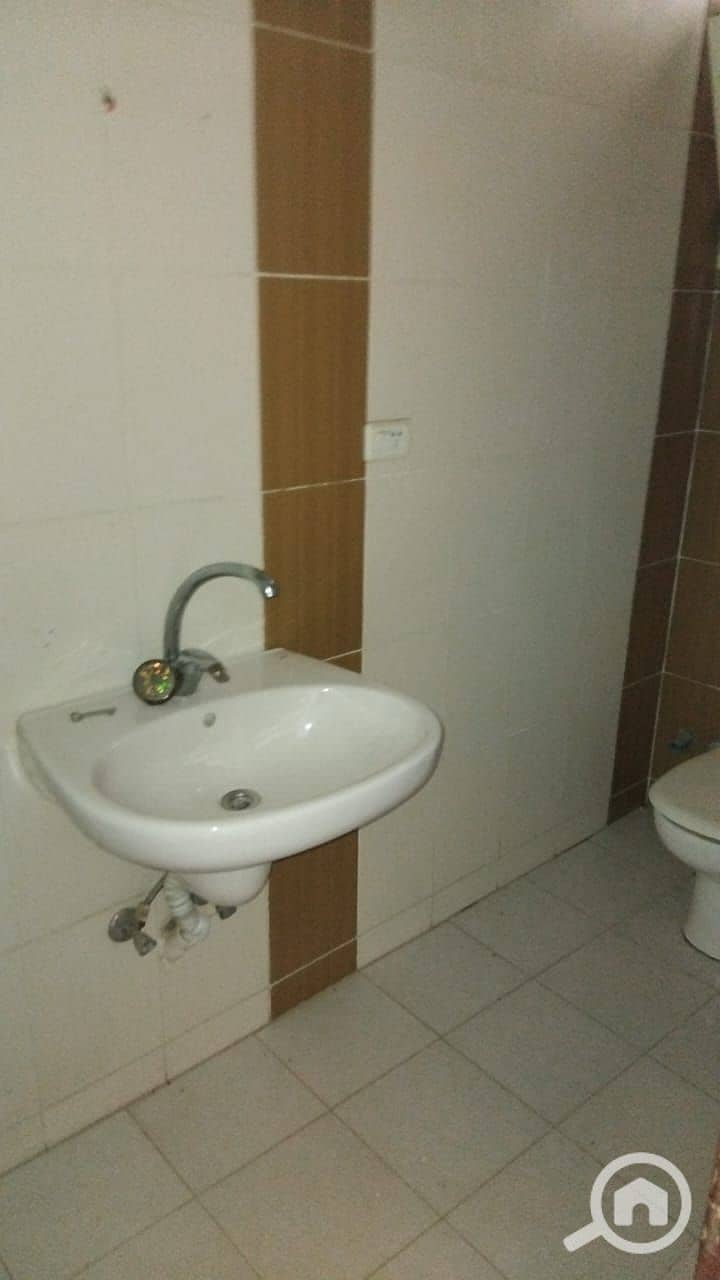 5 1000788487. jpg