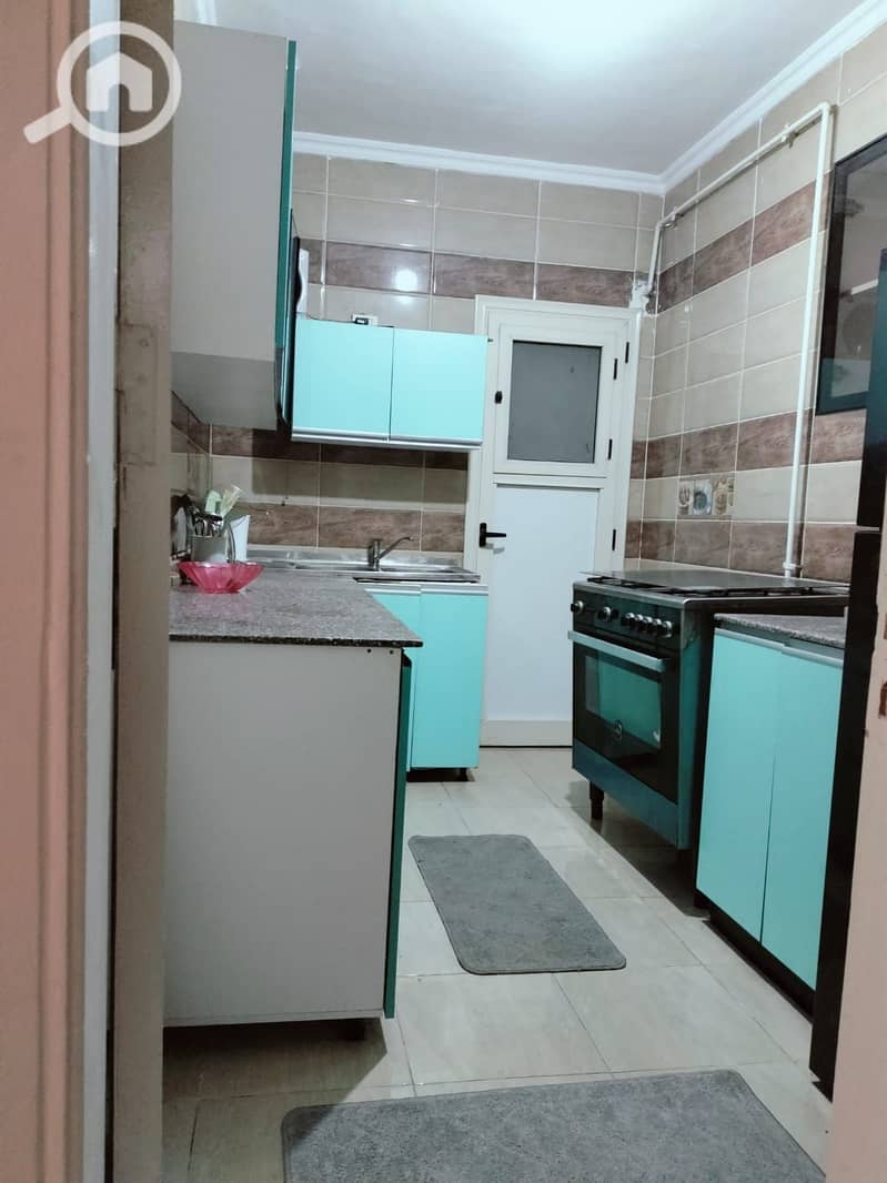 8 165743. jpg