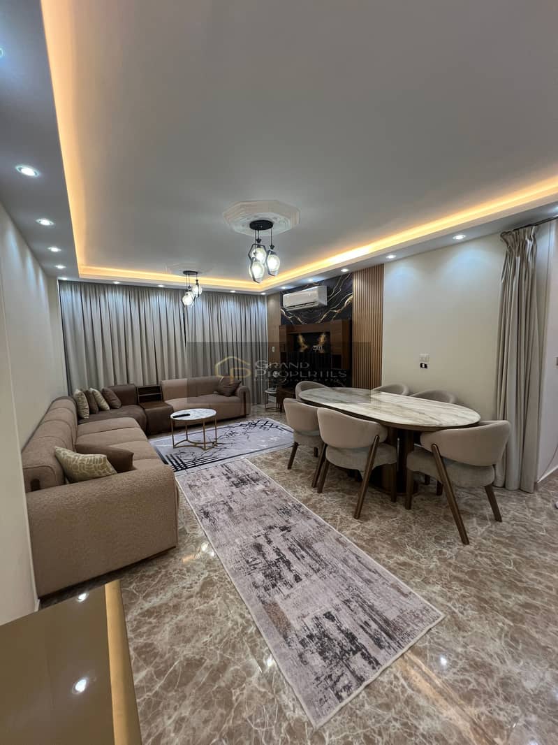 2 IMG_7744. jpg