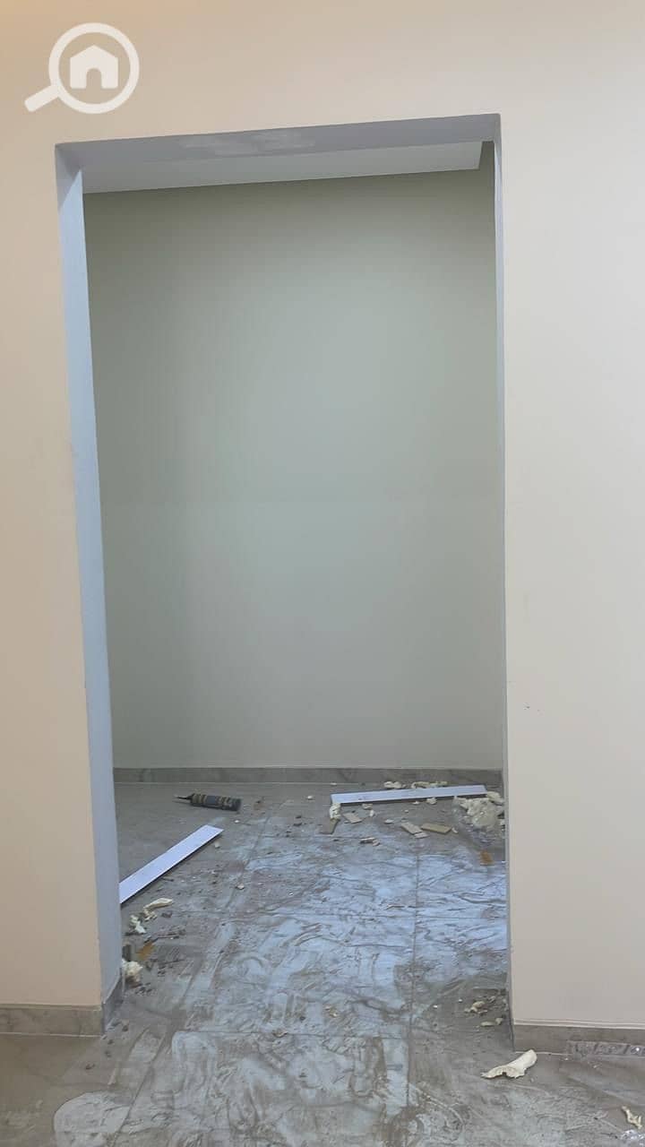 12 f82e3fbf-d906-4294-9b9d-3d4ed5a41085. jpg