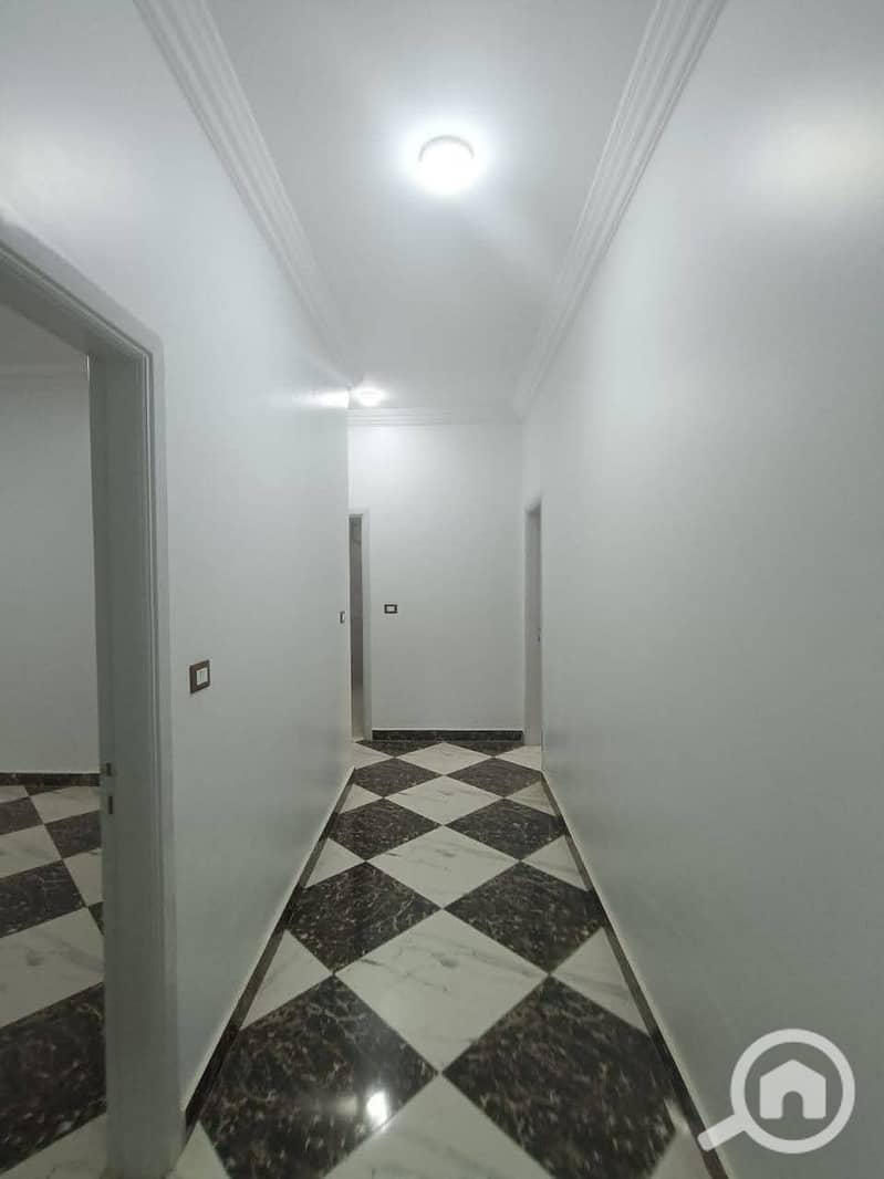12 1000555644. jpg