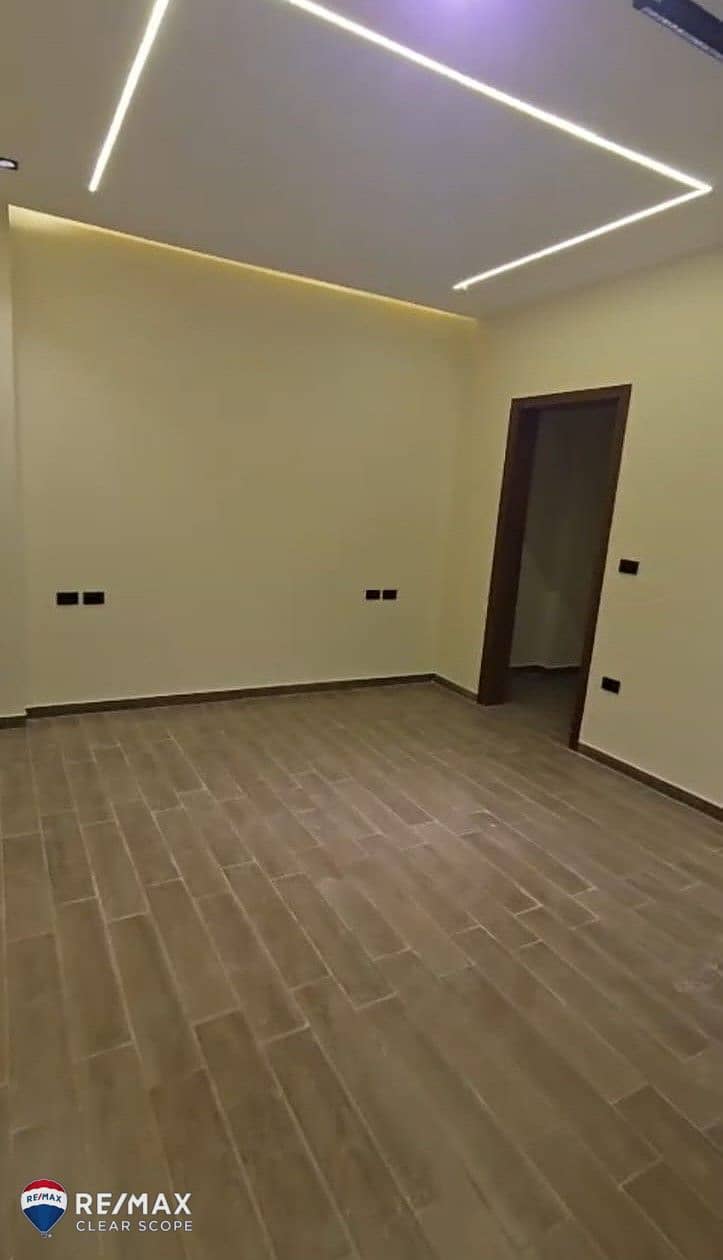 7 لاالالالا. jpeg