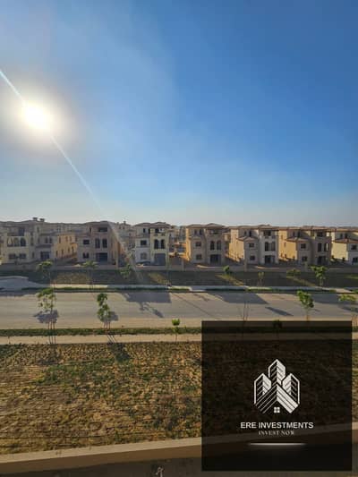 4 Bedroom Villa for Sale in New Cairo, Cairo - d1b75450-870d-4593-94e3-f2c8ed54b215. jpg 4 Bedroom Villa for Sale in New Cairo, Cairo - d1b75450-870d-4593-94e3-f2c8ed54b215. jpg