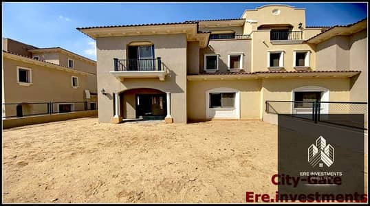 4 Bedroom Villa for Sale in New Cairo, Cairo - city_gate_131. jpg