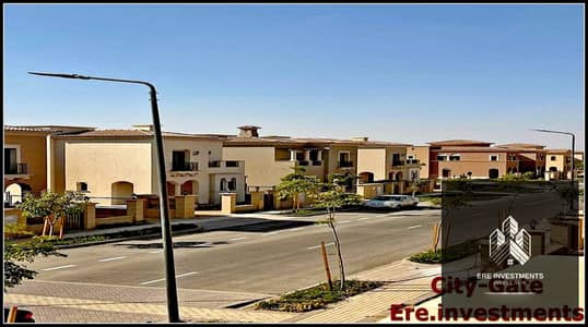 توين هاوس 3 غرف نوم للبيع في القاهرة الجديدة، القاهرة - city_gate_33. jpg توين هاوس 3 غرف نوم للبيع في القاهرة الجديدة، القاهرة - city_gate_33. jpg