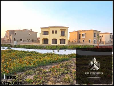 5 Bedroom Villa for Sale in New Cairo, Cairo - City_Gate_280. jpg