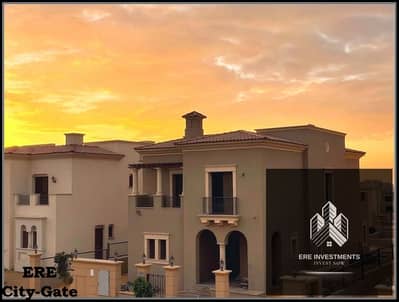 4 Bedroom Villa for Sale in New Cairo, Cairo - City_Gate_70. jpg
