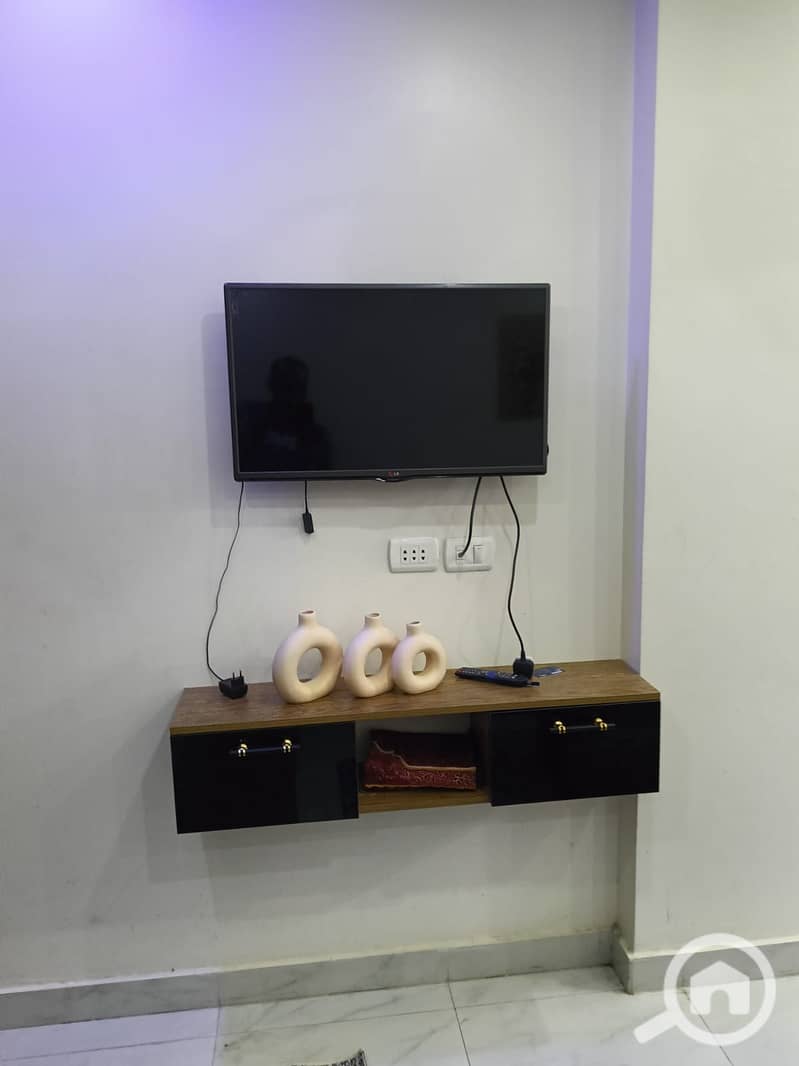 8 1002045466. jpg