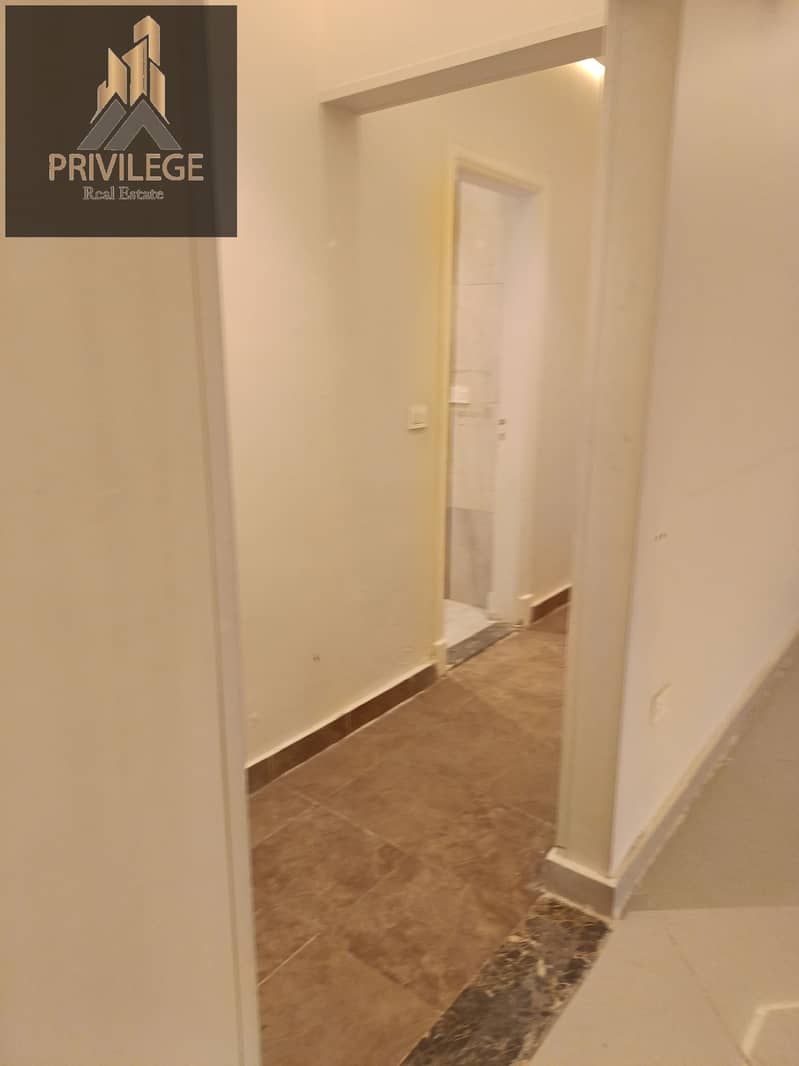 8 1001129337. jpg