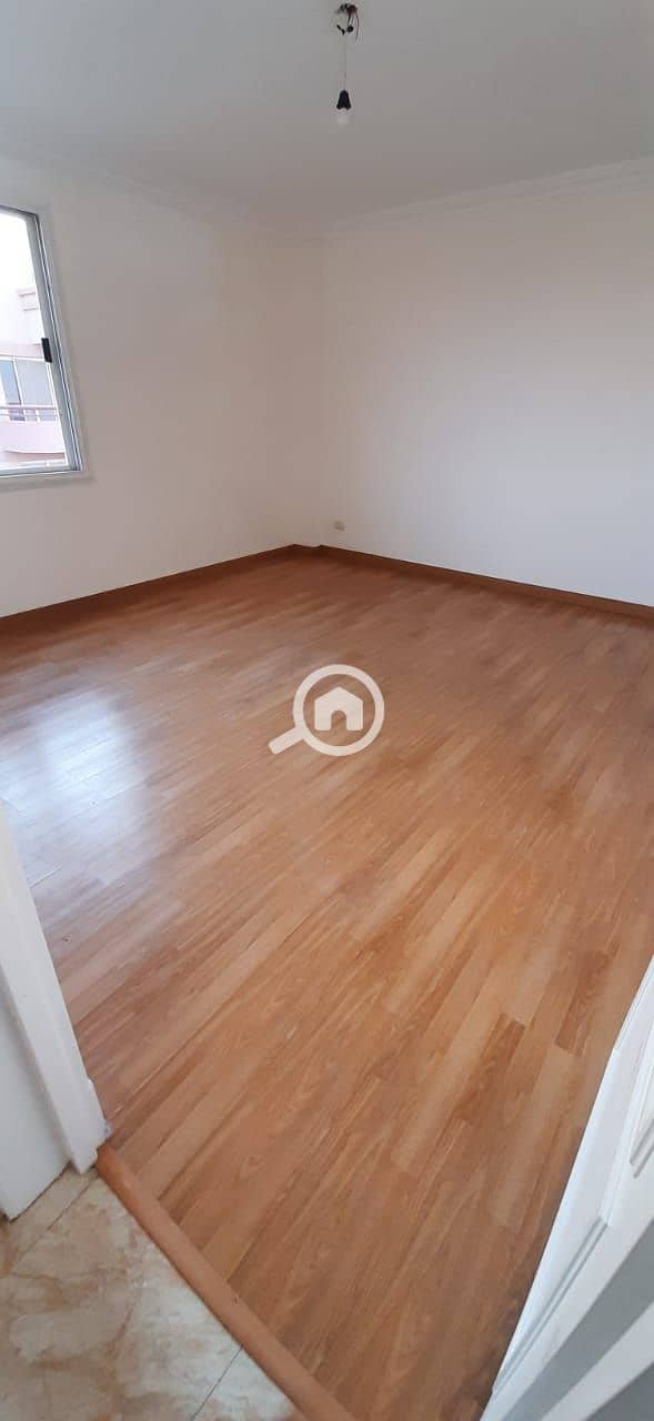 14 1000395664. jpg