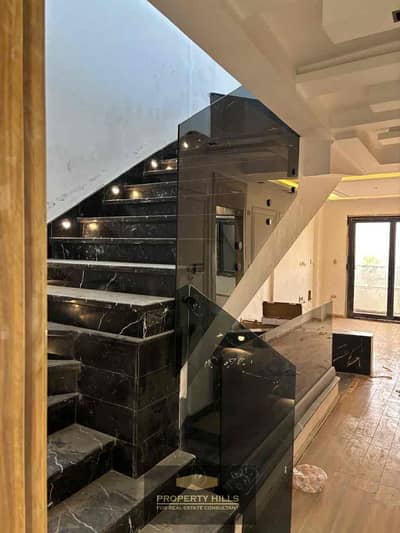 5 Bedroom Twin House for Sale in 6th of October, Giza - 55aa51d7-c2b7-41ca-9d9f-f757bf3a1f6a. jpg 5 Bedroom Twin House for Sale in 6th of October, Giza - 55aa51d7-c2b7-41ca-9d9f-f757bf3a1f6a. jpg