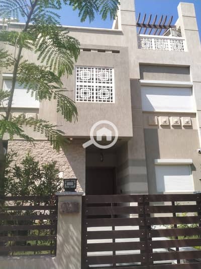 4 Bedroom Villa for Rent in 6th of October, Giza - WhatsApp Image 2026-09-24 at 2.50. 09 PM (1). jpeg
