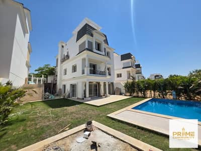 6 Bedroom Villa for Sale in 6th of October, Giza - c3eb04b4-d9ad-48c1-ac66-2f3e091c0af8. jpg 6 Bedroom Villa for Sale in 6th of October, Giza - c3eb04b4-d9ad-48c1-ac66-2f3e091c0af8. jpg