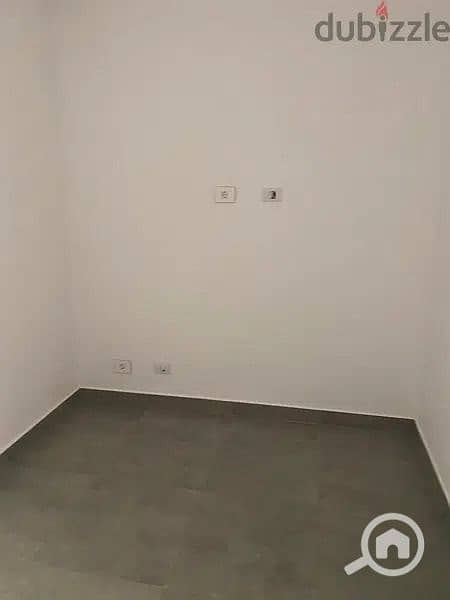 7 1000018683. jpg