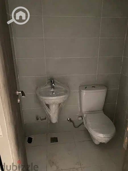 10 1000018682. jpg