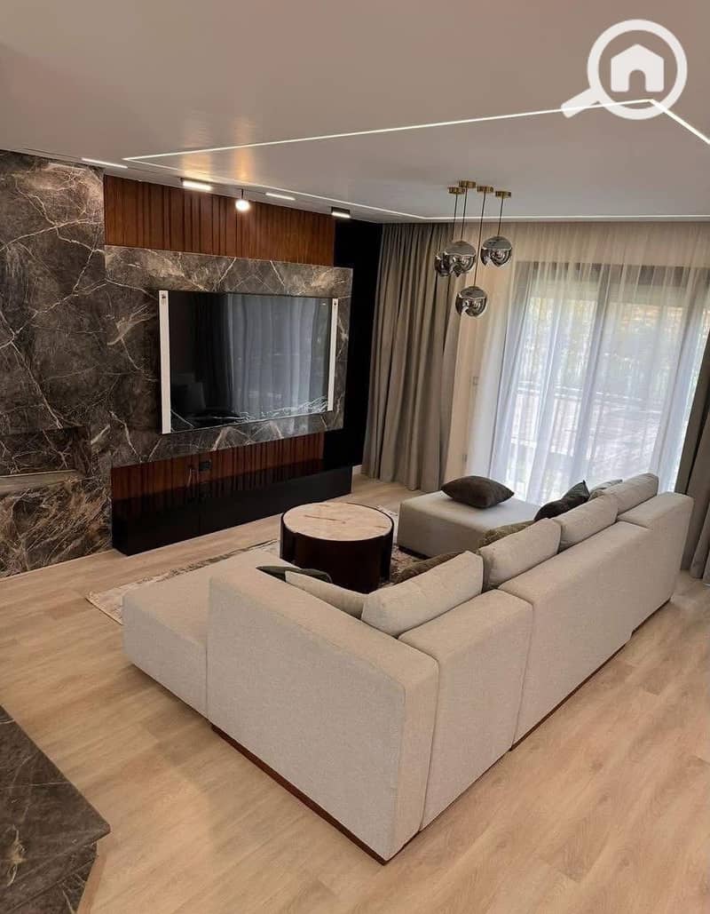 5 4304d150-19c0-403f-ae6c-3fe3626f3ec8. jpg
