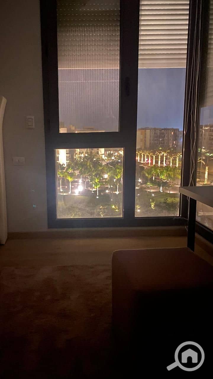 6 353096. jpg