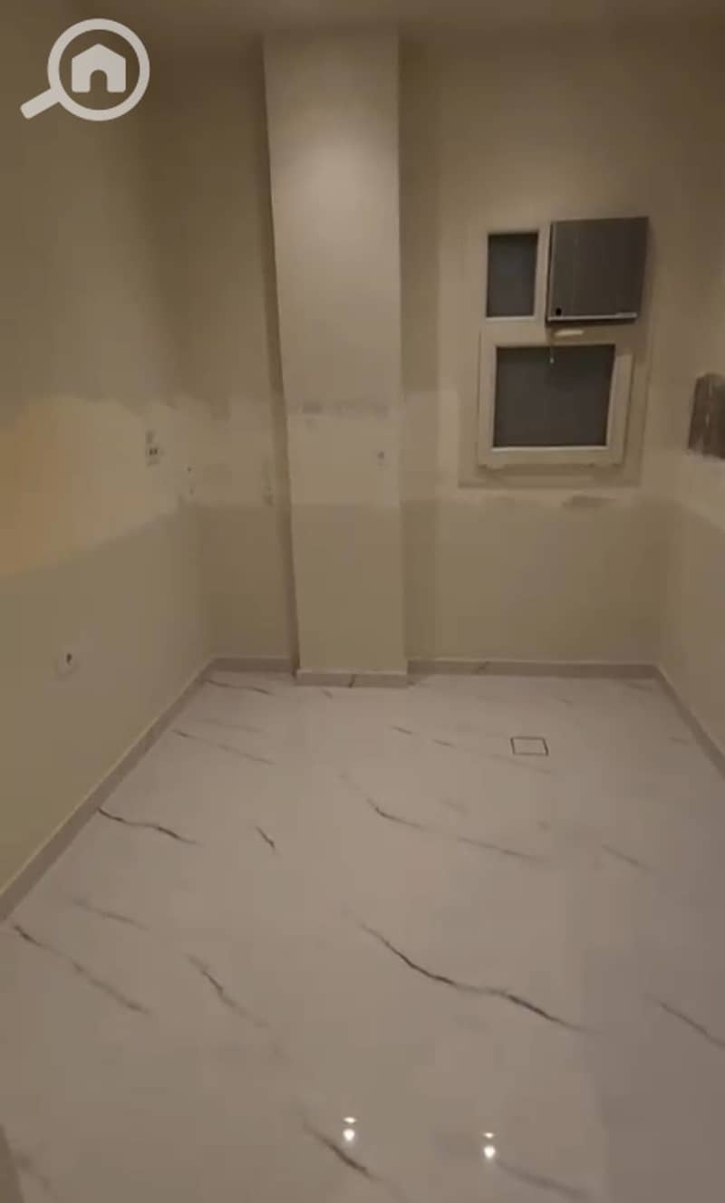4 1000199403. jpg