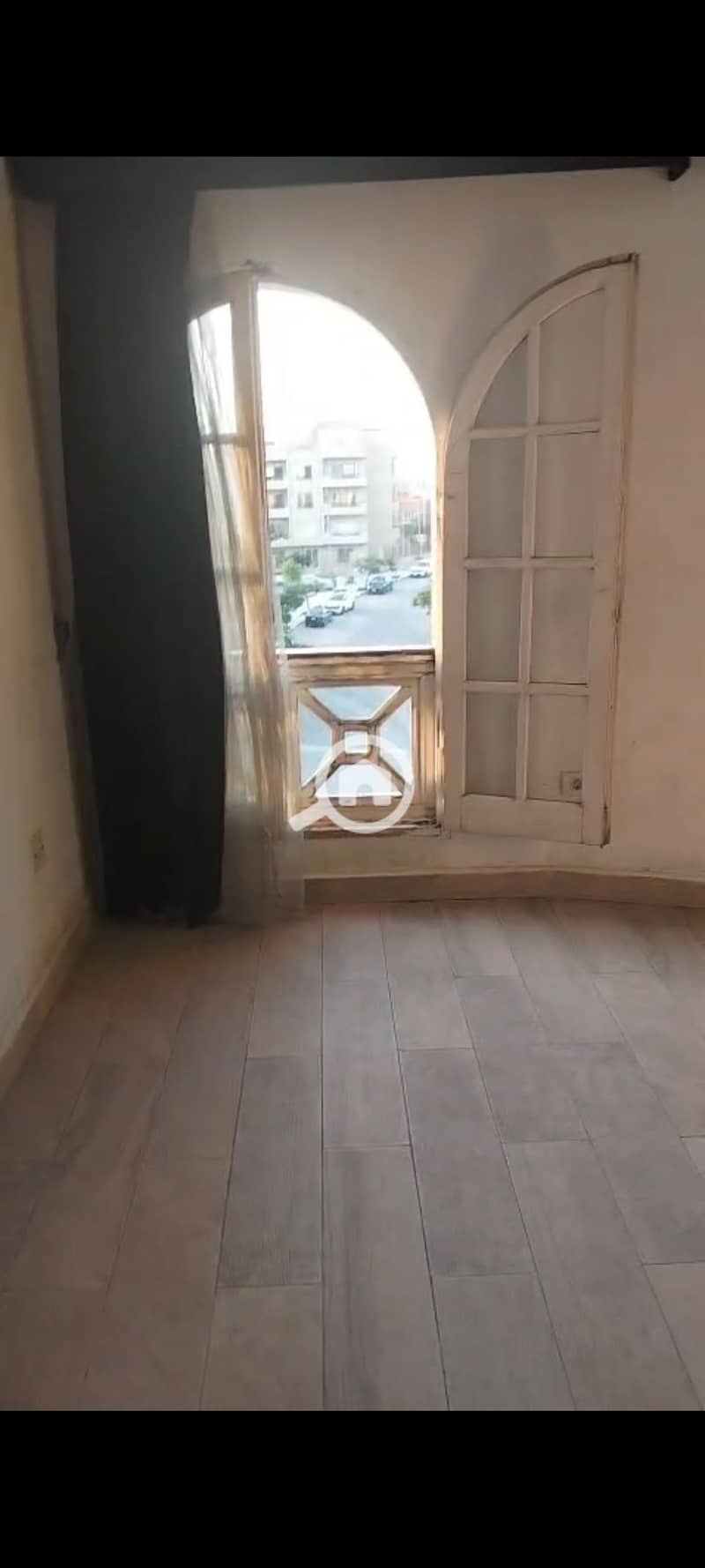 2 1000439287. jpg