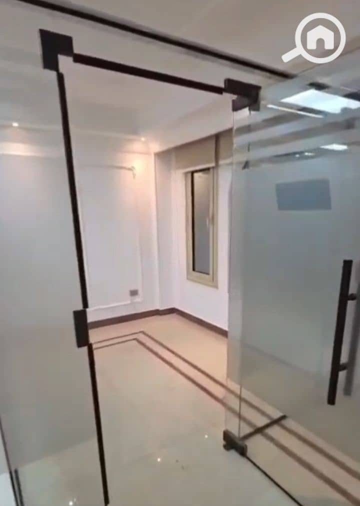 8 1000384724. jpg