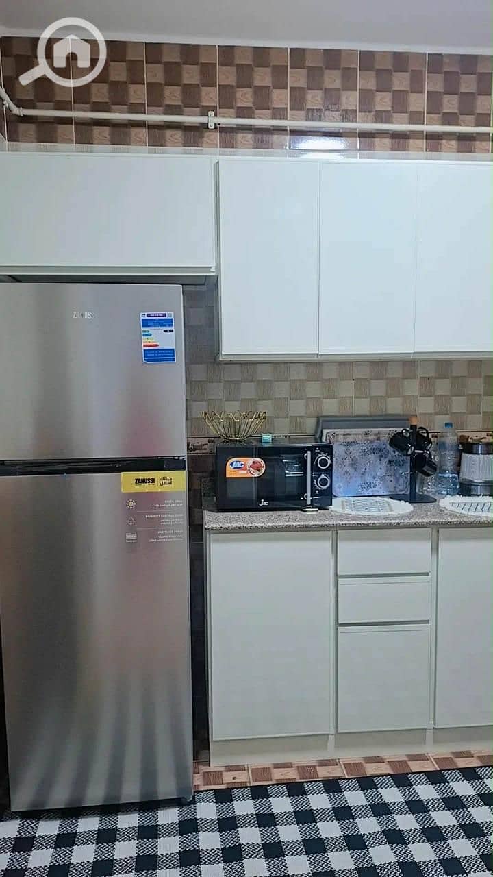 8 1000721279. jpg