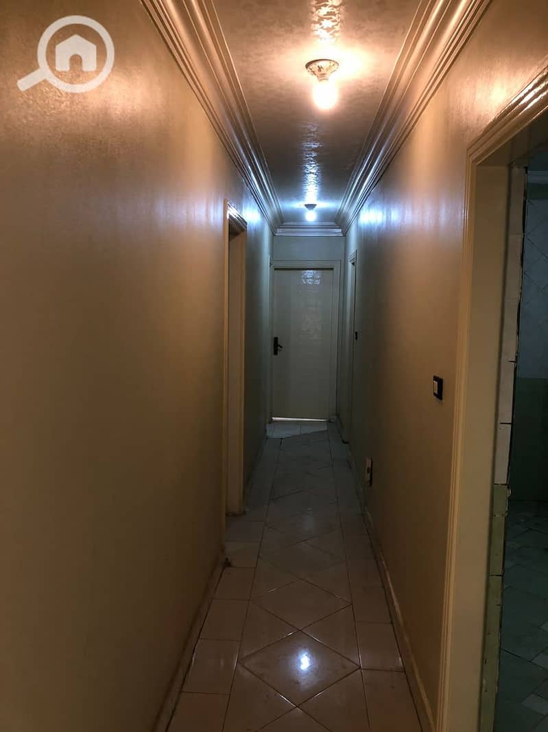 3 11697. jpg