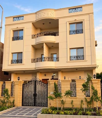 10+ Beds Villa for Rent in Shorouk City, Cairo - فيلا كبيرة بحمام سباحة – أكثر من 20 غرفة | سكني أو فندقي 10+ Beds Villa for Rent in Shorouk City, Cairo - فيلا كبيرة بحمام سباحة – أكثر من 20 غرفة | سكني أو فندقي
