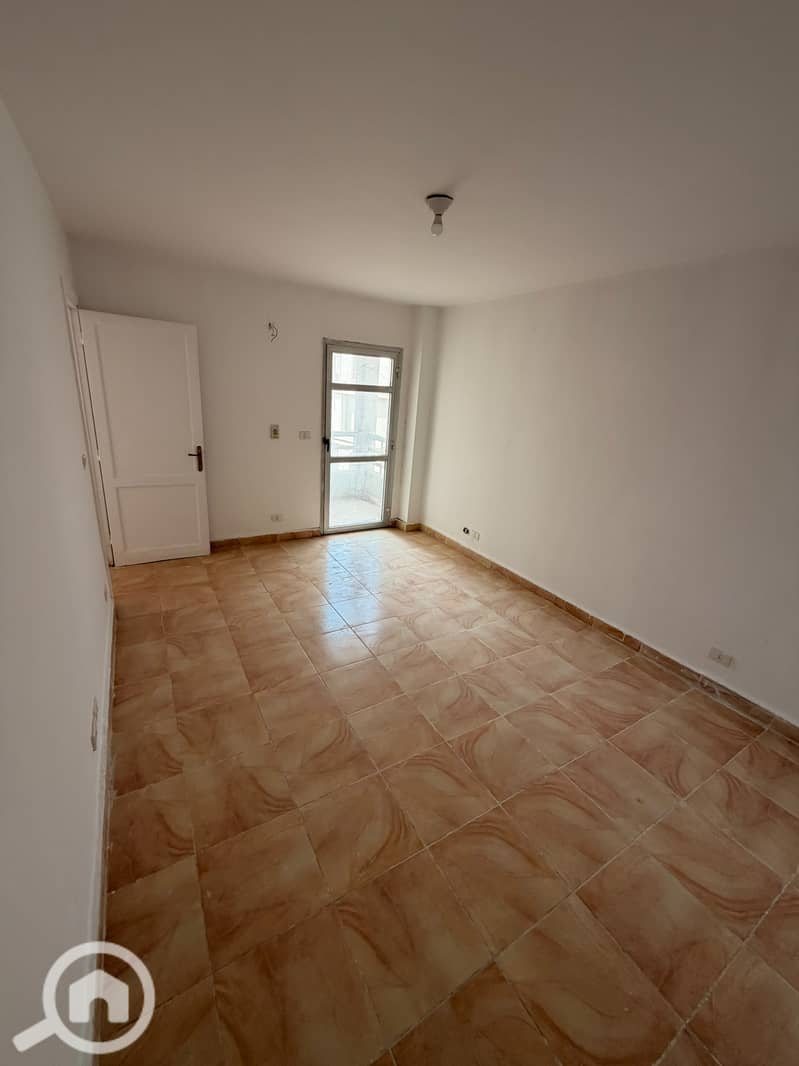 4 166179. jpg