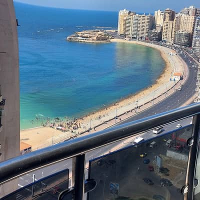 3 Bedroom Flat for Sale in Sidi Beshr, Alexandria - شقه 170م على البحر سيدى بشر بحرى امام هيلتون 3 Bedroom Flat for Sale in Sidi Beshr, Alexandria - شقه 170م على البحر سيدى بشر بحرى امام هيلتون