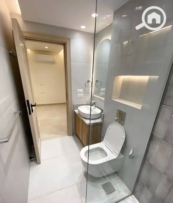 4 1000384925. jpg