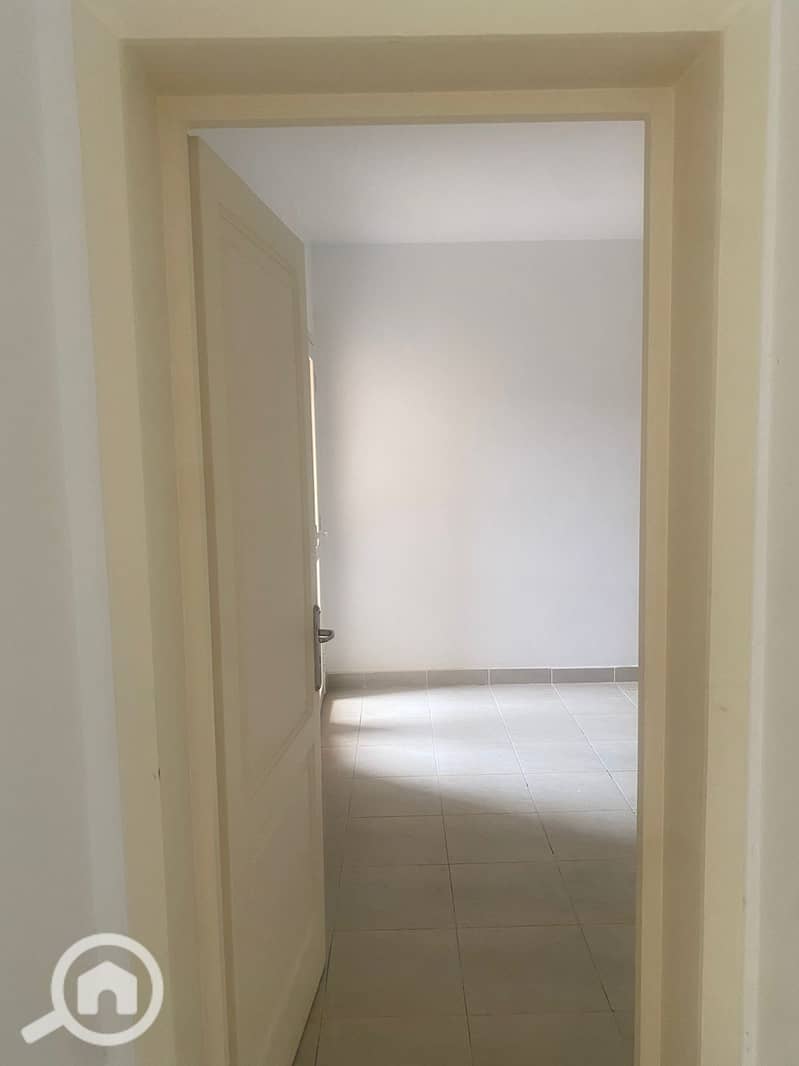 3 1000954693. jpg