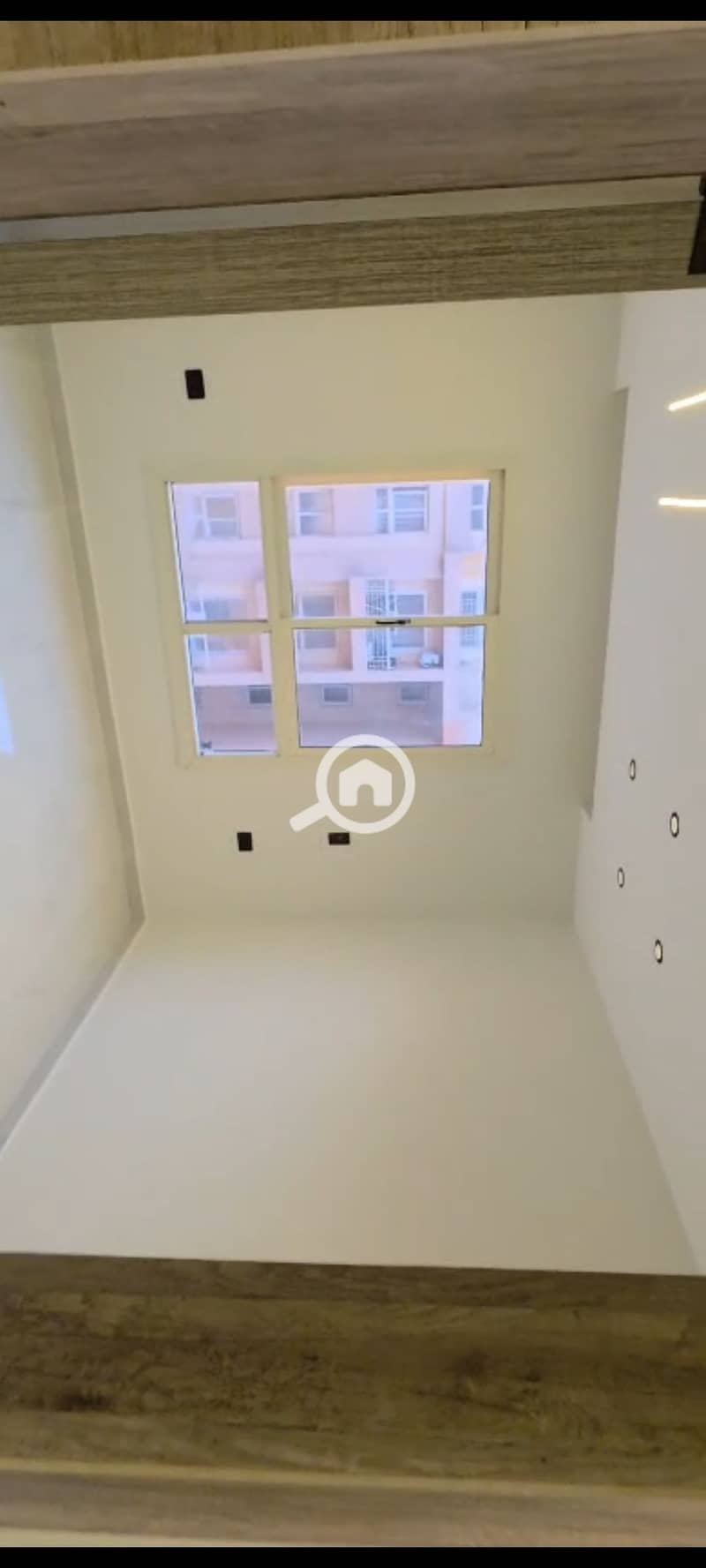 8 1000171439. jpg