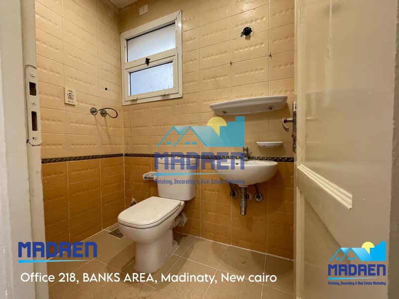 6 C23C89B9-75FB-41B4-B1C1-D5837BA67D9A. jpg