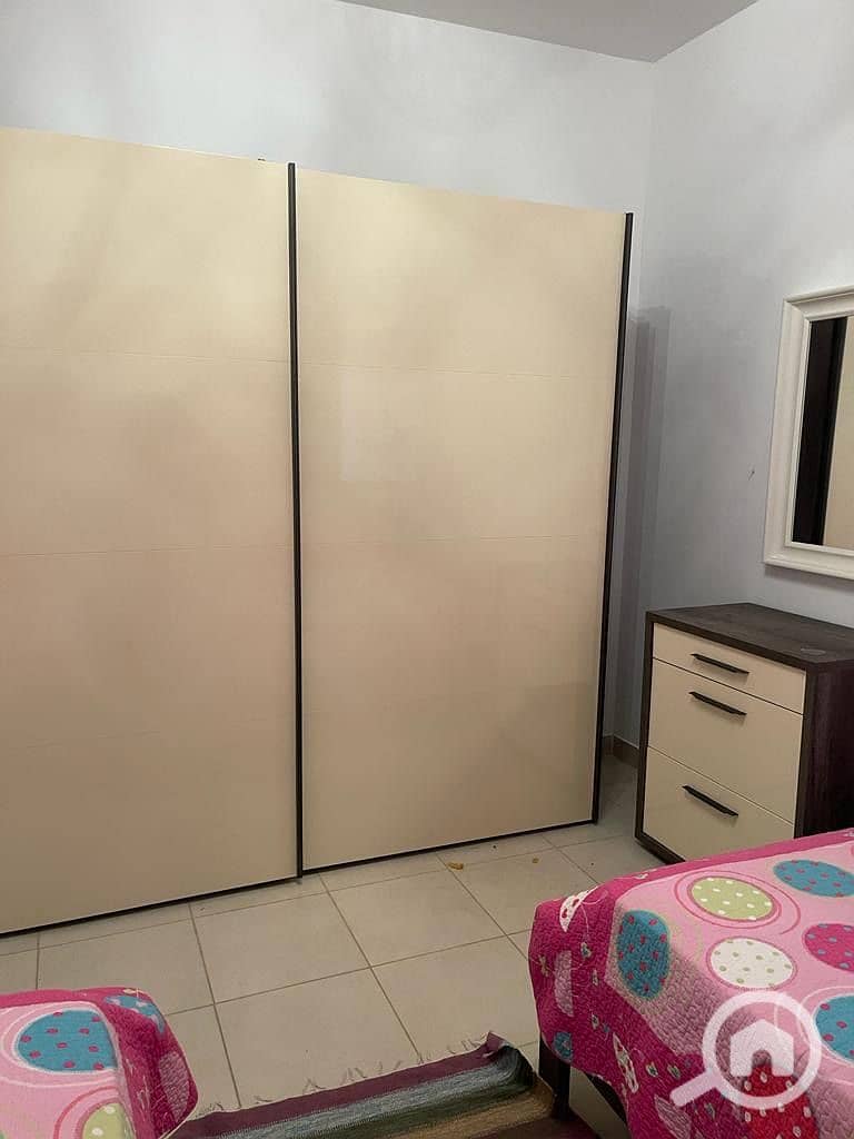 9 eb50835c-2ea0-4d00-a1bc-da3fd2e9c5d0. jpg