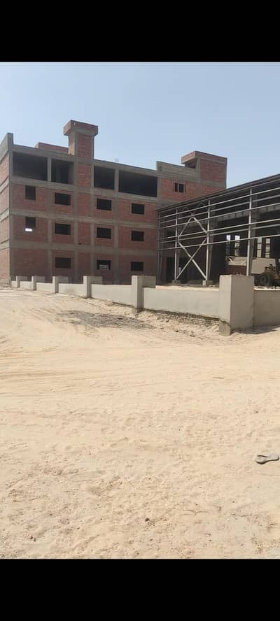 Factory for Sale in 10th of Ramadan, Sharqia - فرصه استثماريه ممتازه