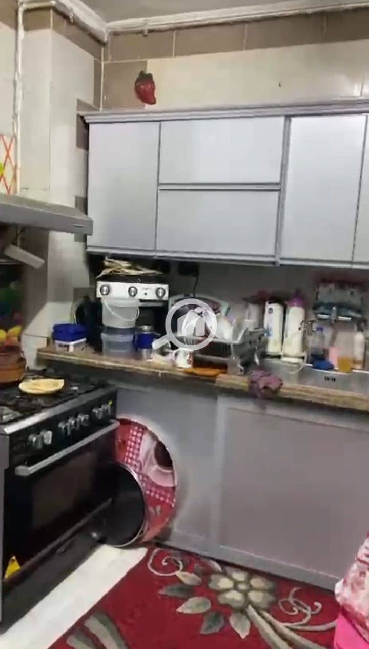 9 photo_5886309132678140051_y. jpg