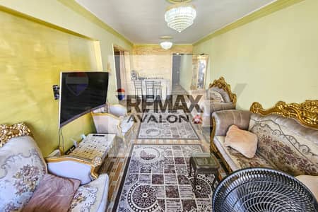 3 Bedroom Flat for Sale in Sporting, Alexandria - 01. jpg