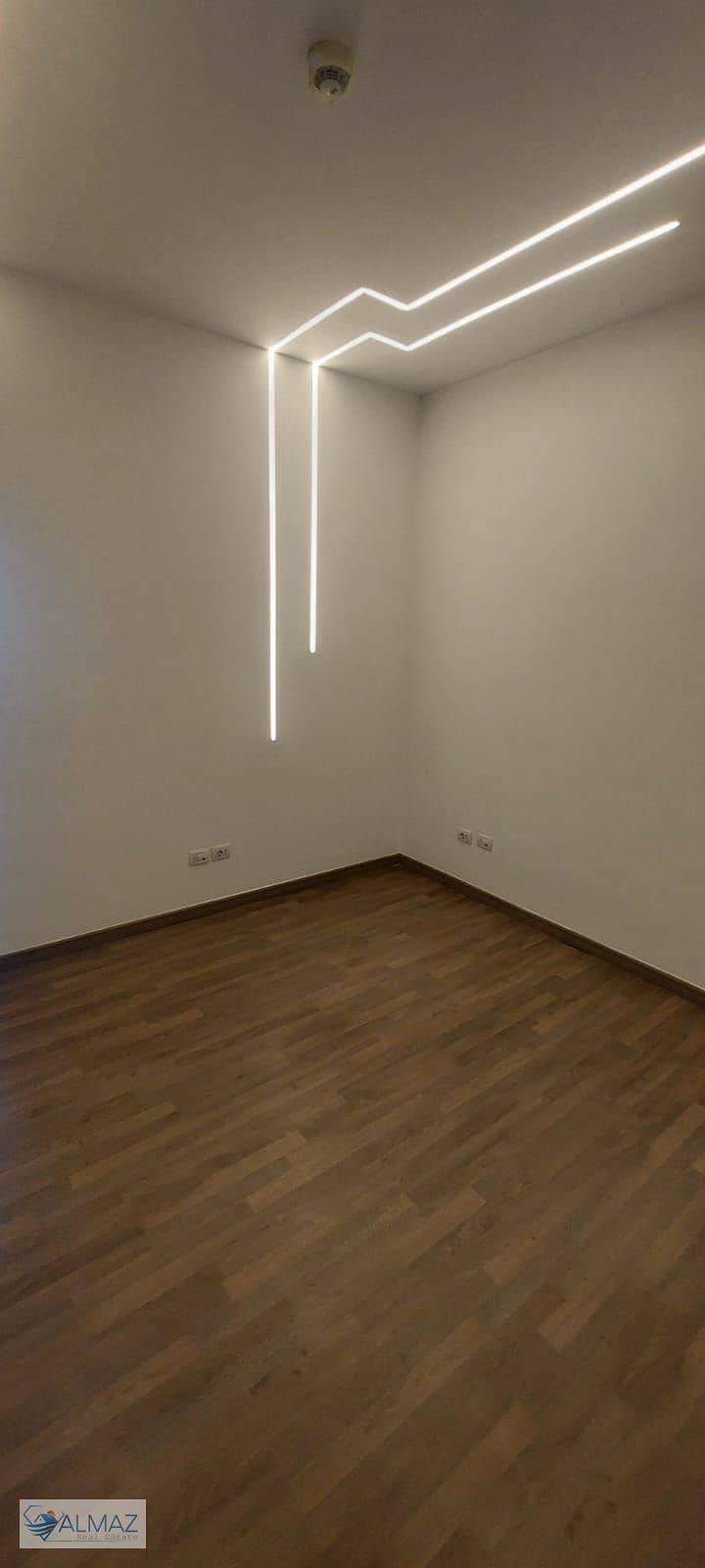 8 8. jpeg