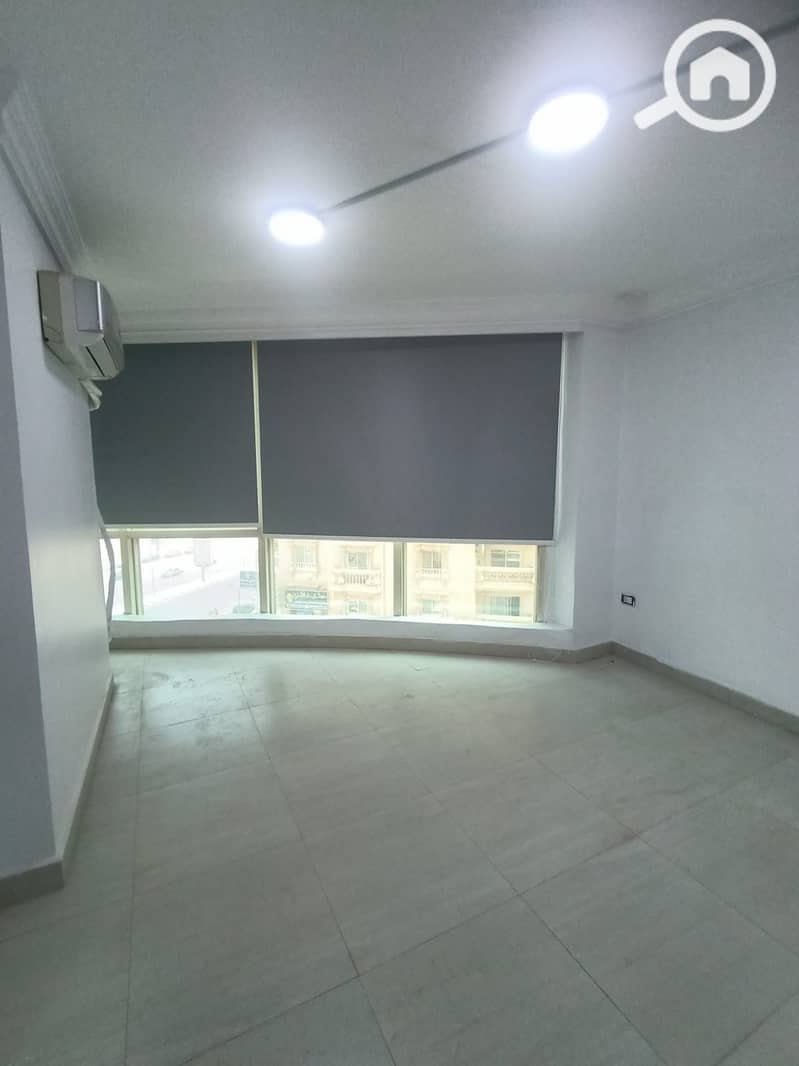 7 d3ba1e78-8aa8-4ed3-9ce4-3a2297be2cca. jpg