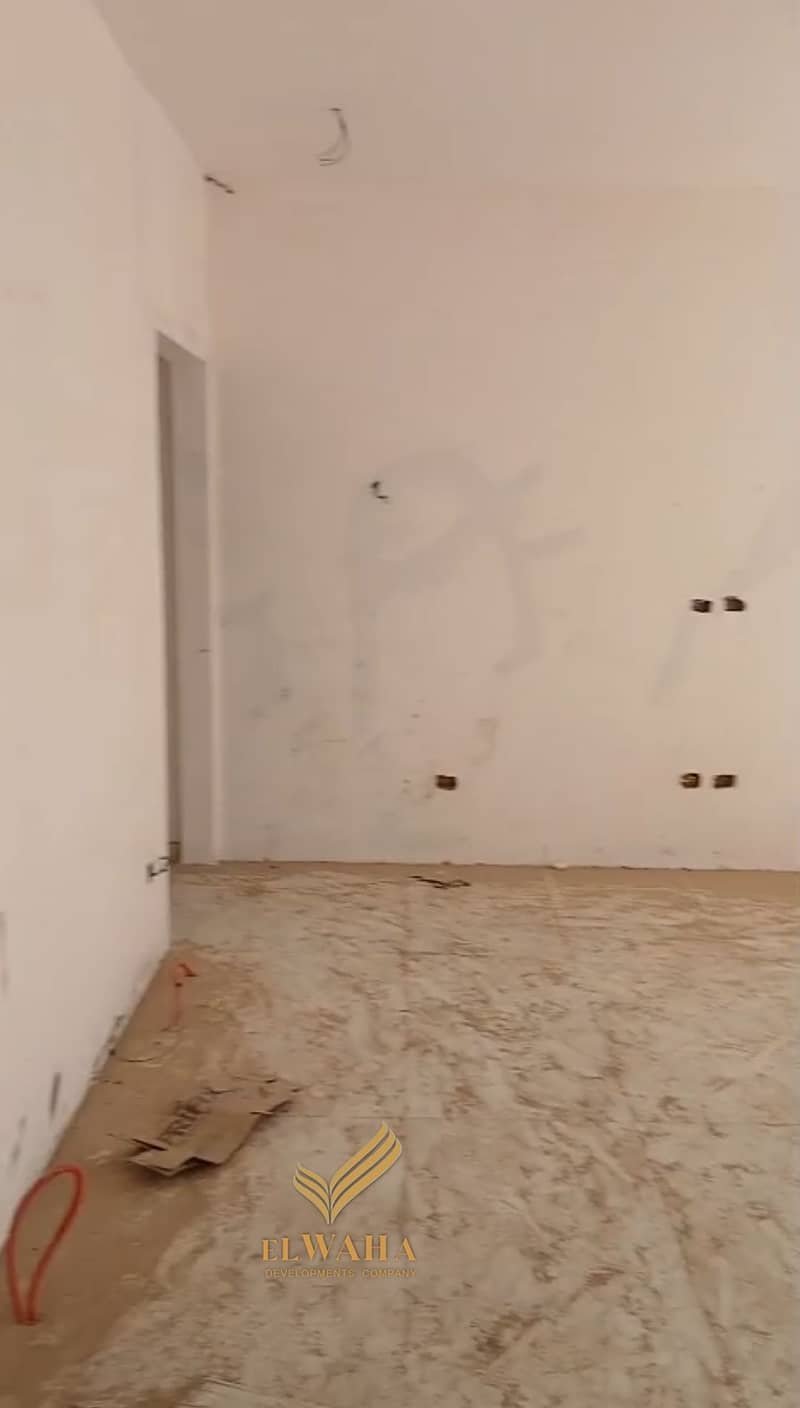 8 1000114964. jpg