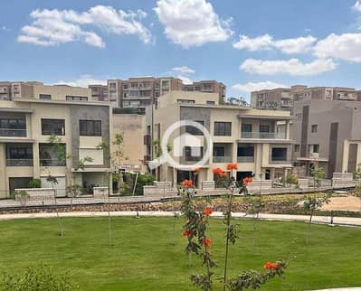3 Bedroom Duplex for Sale in 6th of October, Giza - 676001606_2135161860673743_3989863933824234004_n. jpg