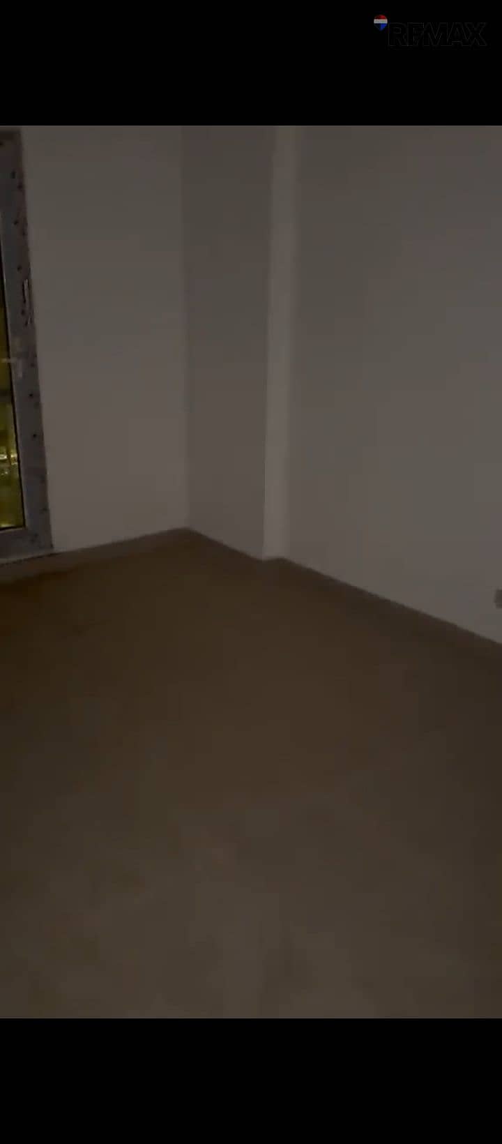 8 1000972766. jpg