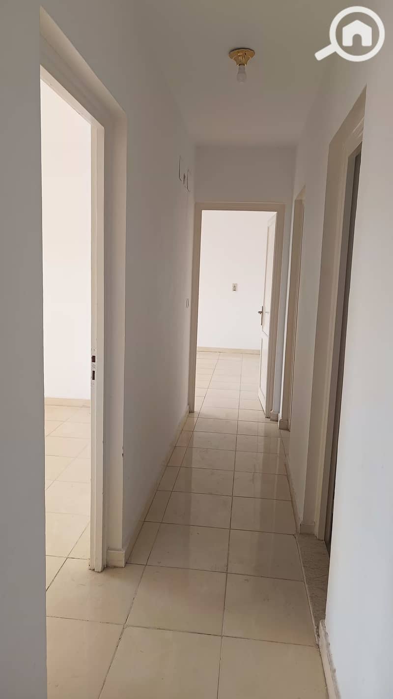 2 38070. heif