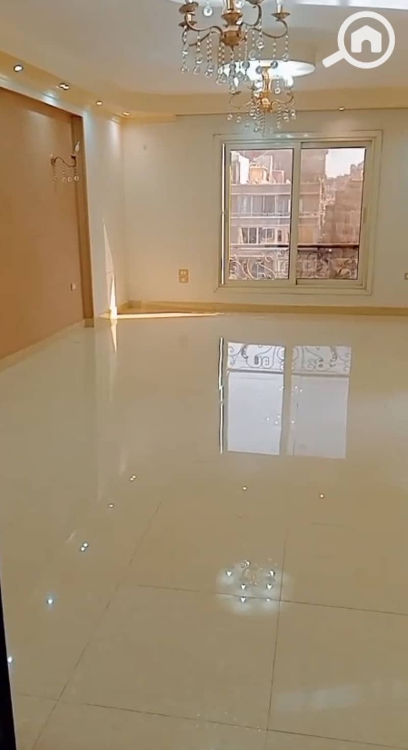 1002295388. jpg 1002295388. jpg