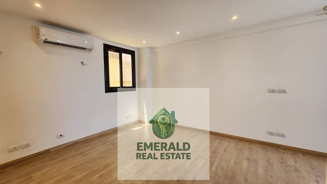 4 1000700583. jpg