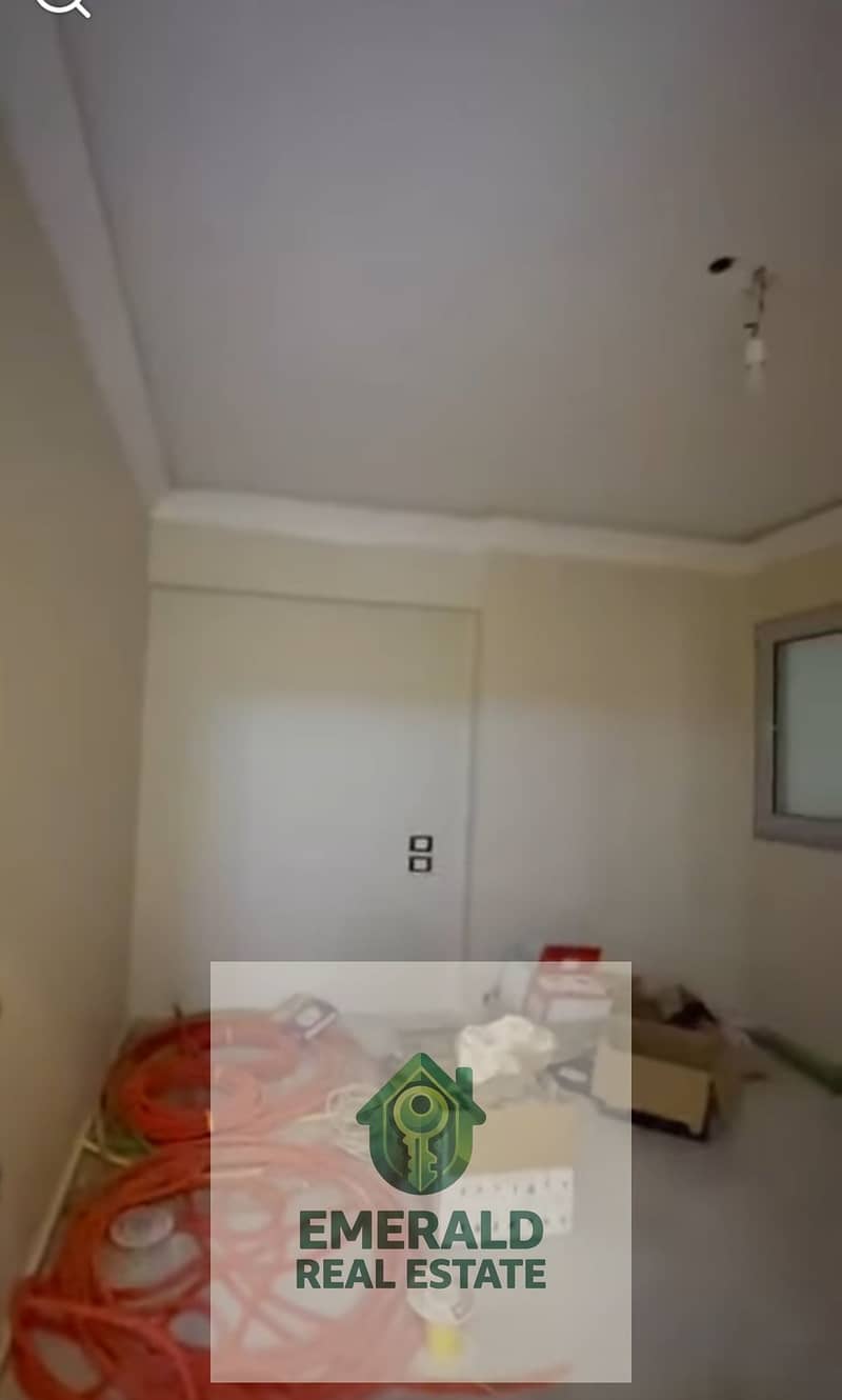 21 1000709226. jpg