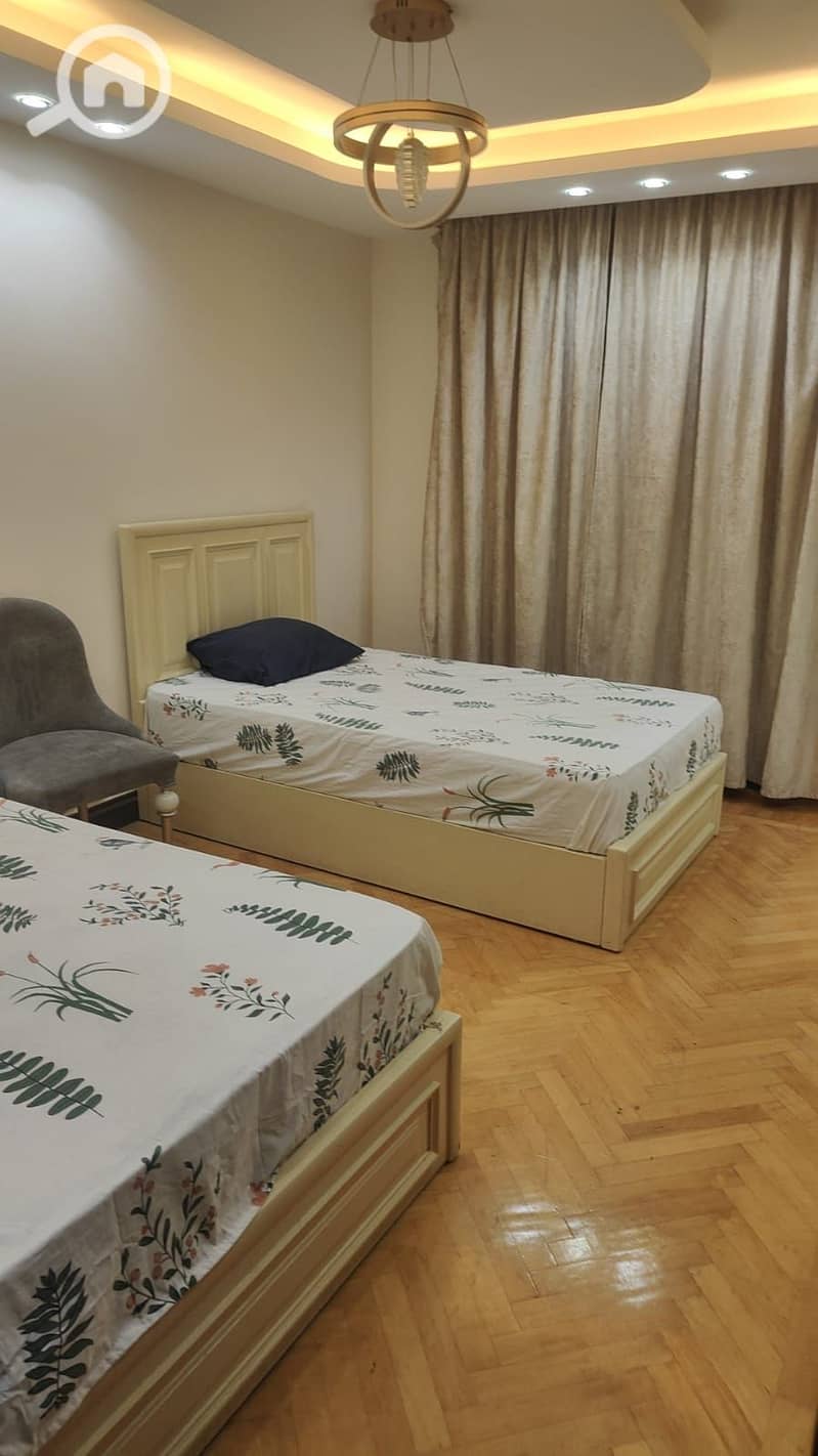 5 261307. jpg