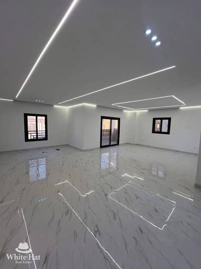 3 Bedroom Flat for Rent in Sheikh Zayed, Giza - WhatsApp Image 2026-09-27 at 11.04. 12 AM. jpeg 3 Bedroom Flat for Rent in Sheikh Zayed, Giza - WhatsApp Image 2026-09-27 at 11.04. 12 AM. jpeg