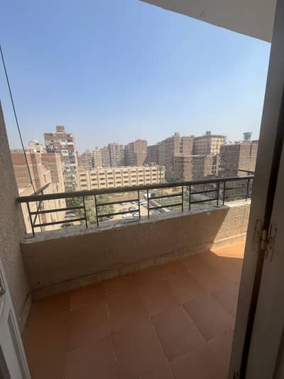 3 Bedroom Apartment for Sale in Ain Shams, Cairo - شقة بعين شمس الشرقية بشارع رئيسي